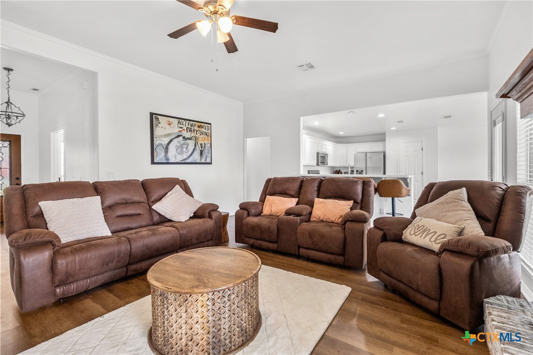 475 County Road 4884