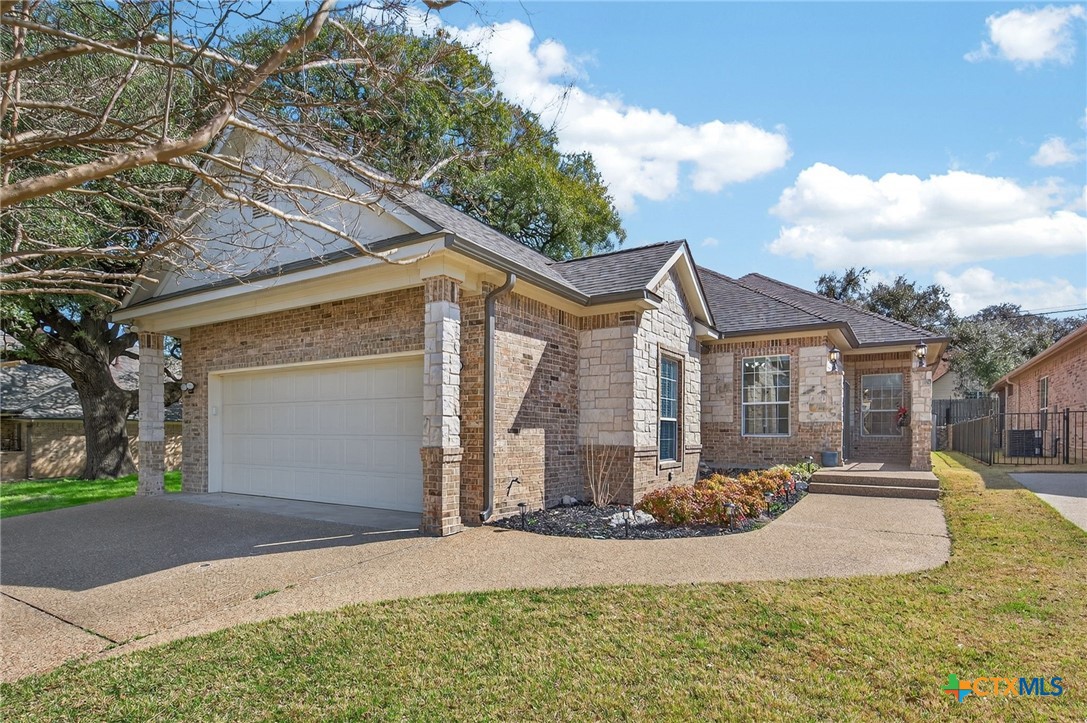 3010 Legend Oaks Boulevard