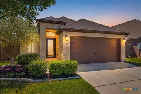 Photo of 1917 Creek Ridge Street, Seguin, TX 78155 (MLS # 609945)