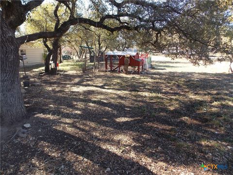 A home in Kempner