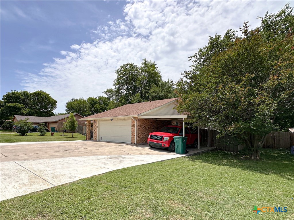908 Indian Trail
