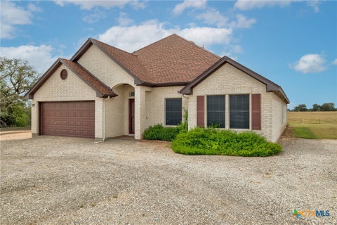 Photo of 8510 Old Colony Line Road, Dale, TX 78616 (MLS # 627437)