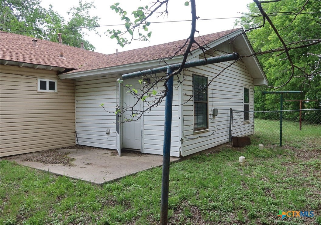 1806 Fairview Drive