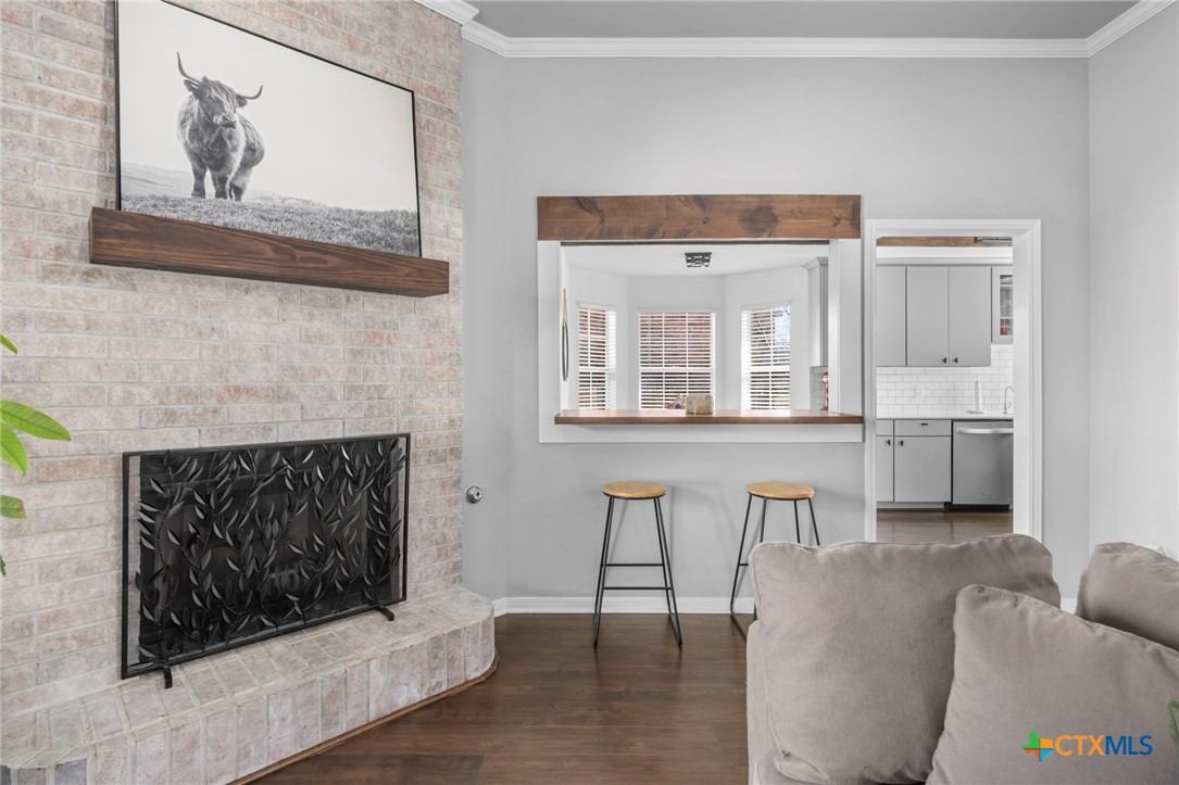 1513 Mountain Laurel