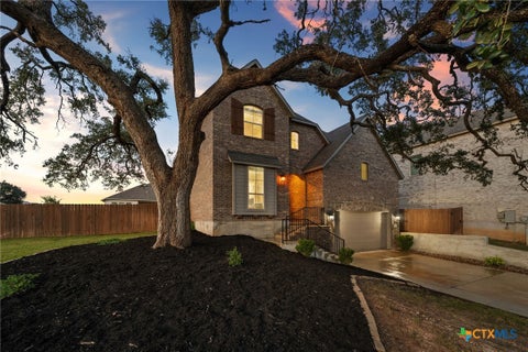Photo of 1511 Balcones Fault, New Braunfels, TX 78132 (MLS # 620235)