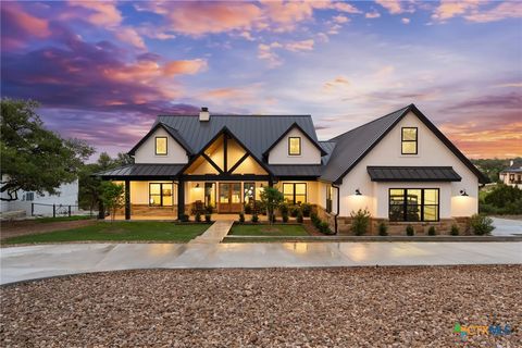 Photo of 375 Iron Hill, New Braunfels, TX 78132 (MLS # 611282)