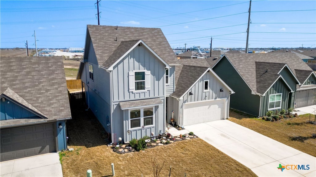 Photo of 437 Signe, Seguin, TX 78155 (MLS # 596631)