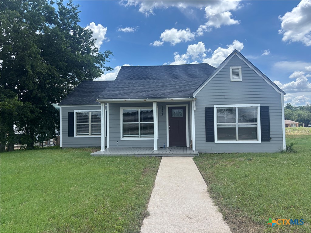 Photo 1 of 12 — 1333 Main Street, Liberty Hill, TX 78642