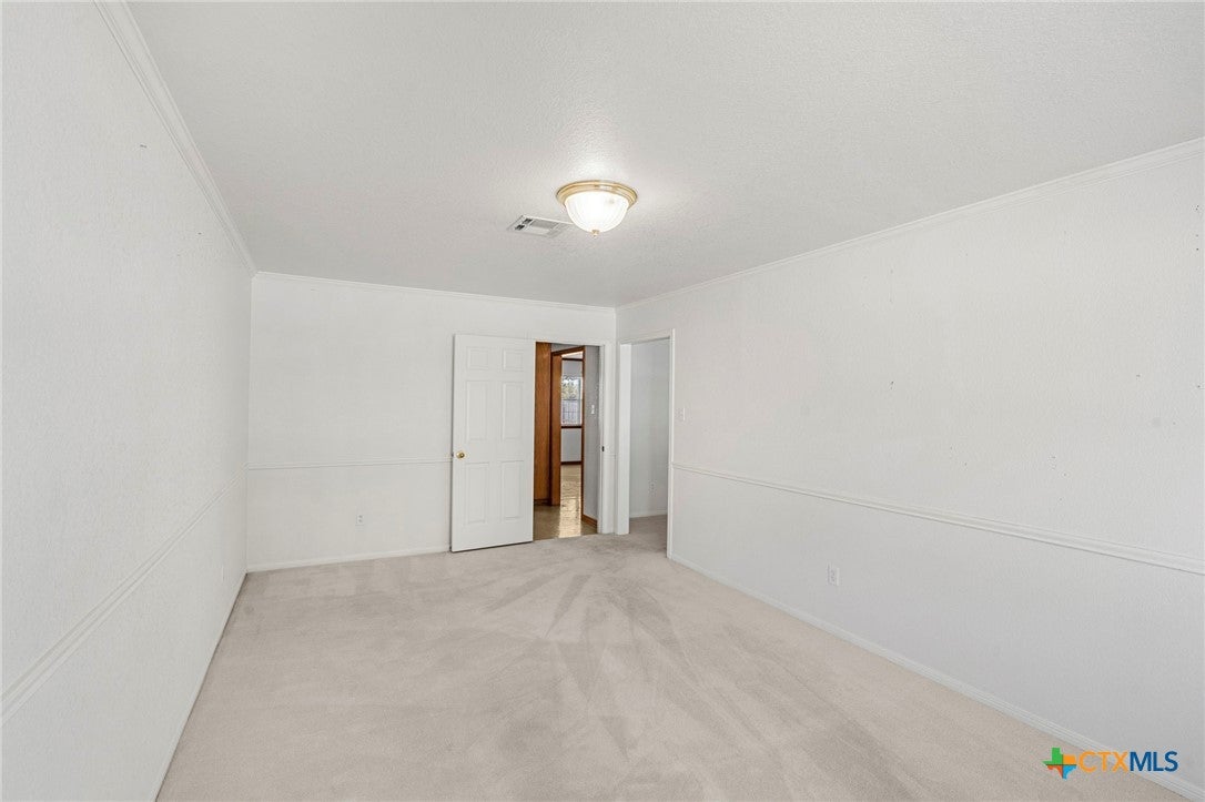 3311 Whispering Oaks