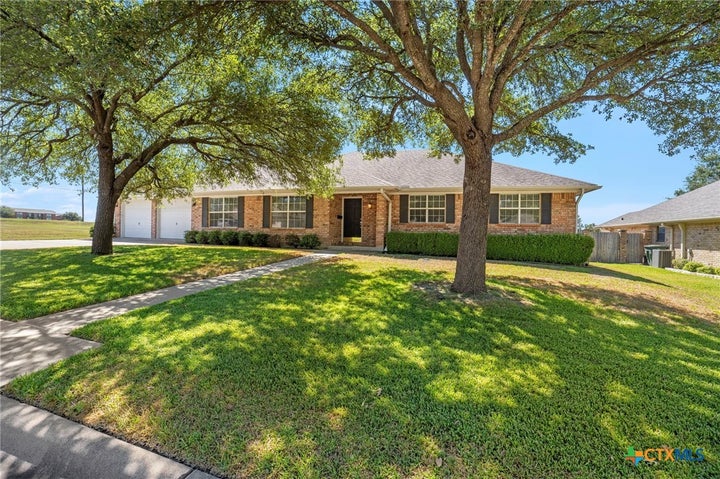 Photo 1 of 39 — 3311 Whispering Oaks, Temple, TX 76504