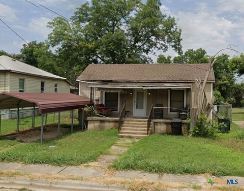 1004 S 12th Street Temple TX 76504