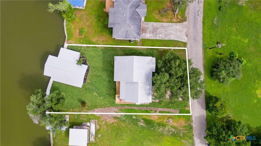 Photo of 136 Lakeside Drive, Seguin, TX 78155 (MLS # 616934)