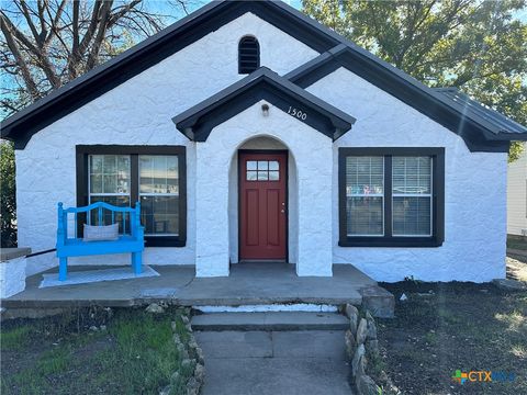 1500 E Main Street Gatesville TX 76528