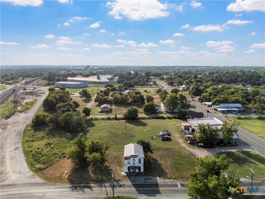 516 S COLLEGE Avenue