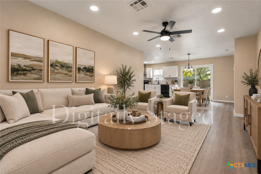 1128 Lindsey Circle