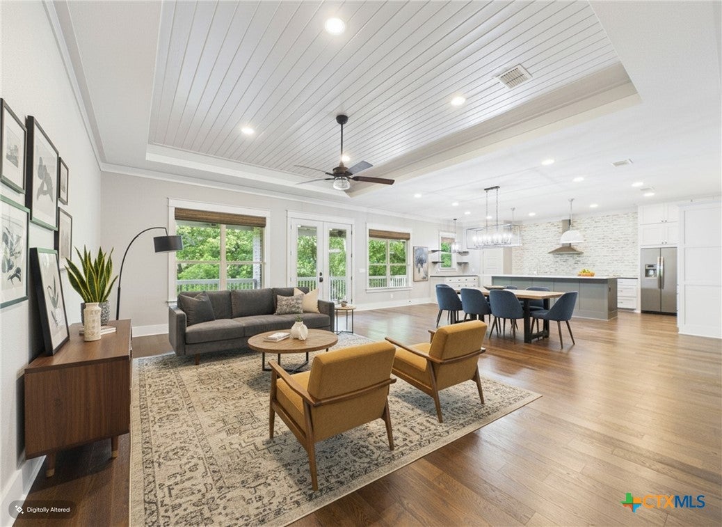 1238 Sleepy Hollow Lane