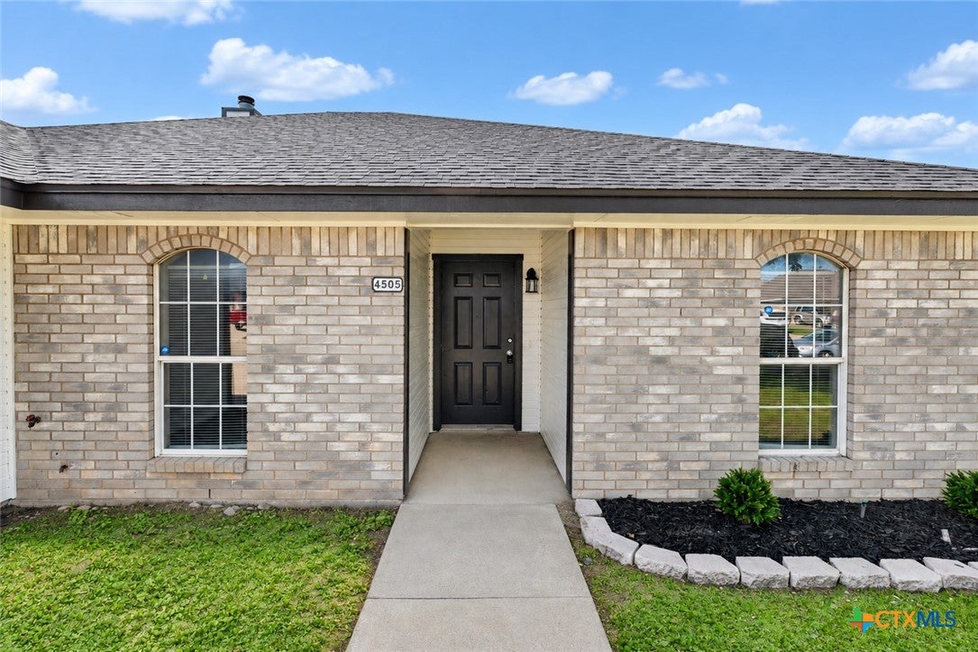 4505 Blueduck Drive