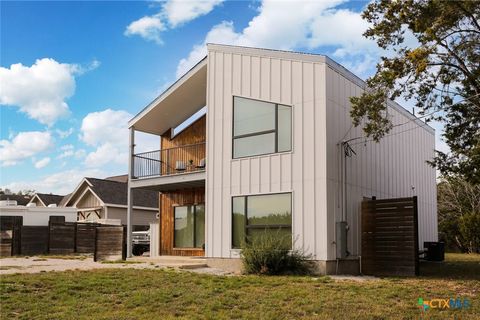 A home in Canyon Lake