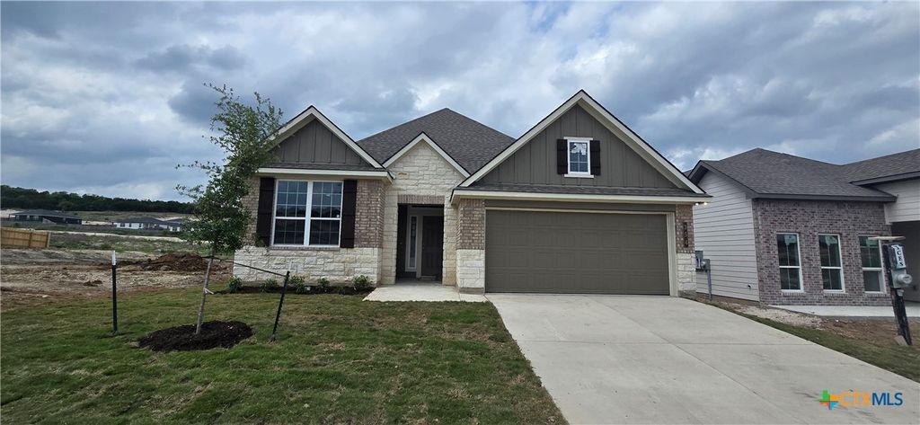 Photo of 354 Pathfinder Drive, Copperas Cove, TX 76522 (MLS # 611006)