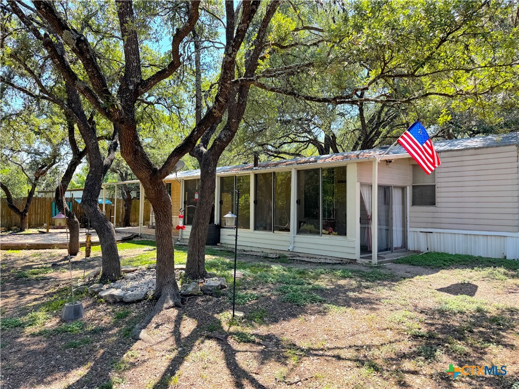 337 & 329 Dreamland Drive