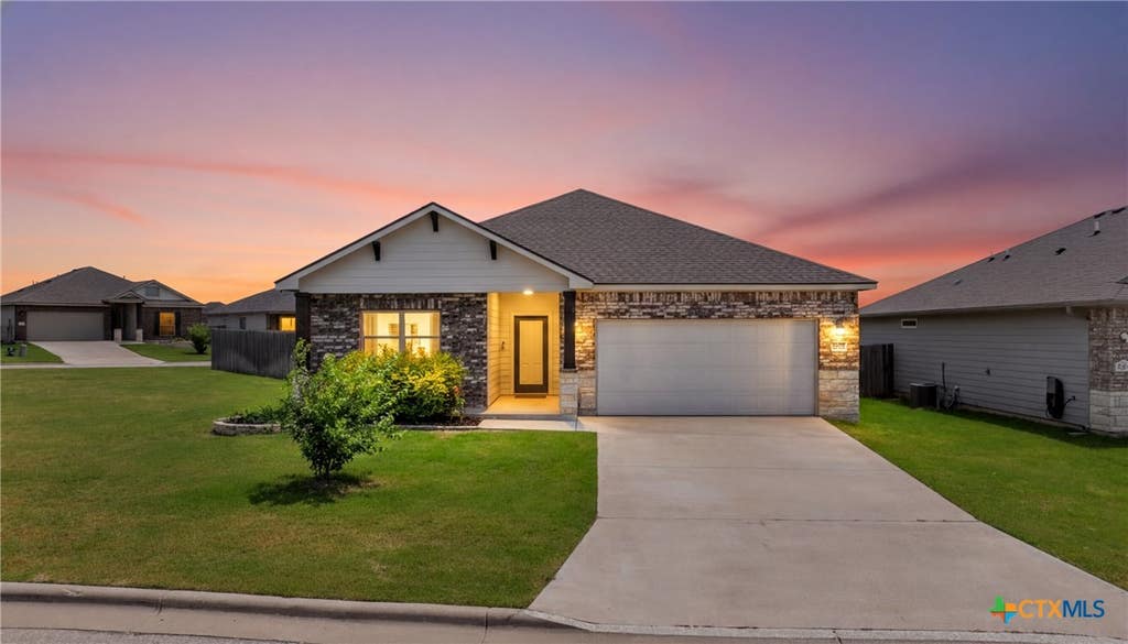 Photo of 7617 Lee Hall Loop, Temple, TX 76502 (MLS # 616401)