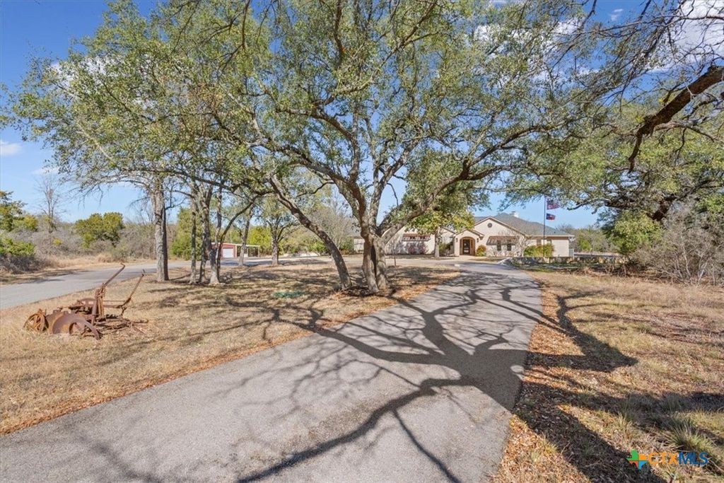 Photo of 8841 Brewer Lane, Salado, TX 76571 (MLS # 610259)