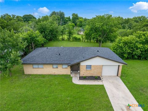 Photo of 1609 Linwood Road, Temple, TX 76502 (MLS # 613974)