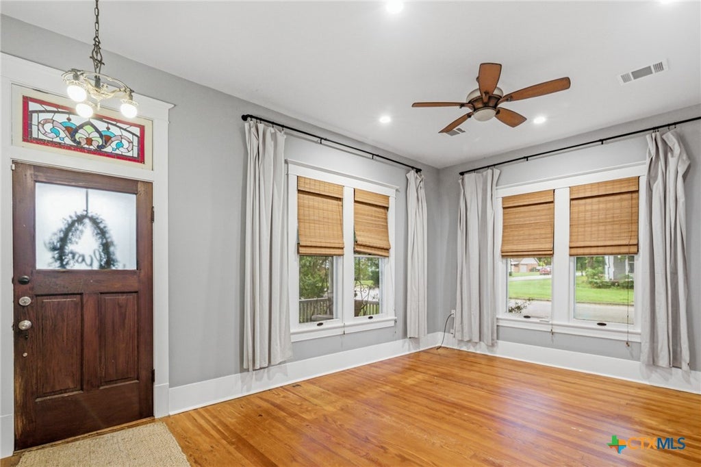 Photo of 108 W San Antonio Street, Victoria, TX 77901 (MLS # 616746)