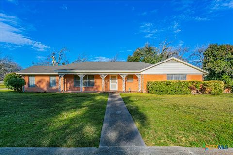 Photo of 2306 N 13th Street, Temple, TX 76501 (MLS # 603585)