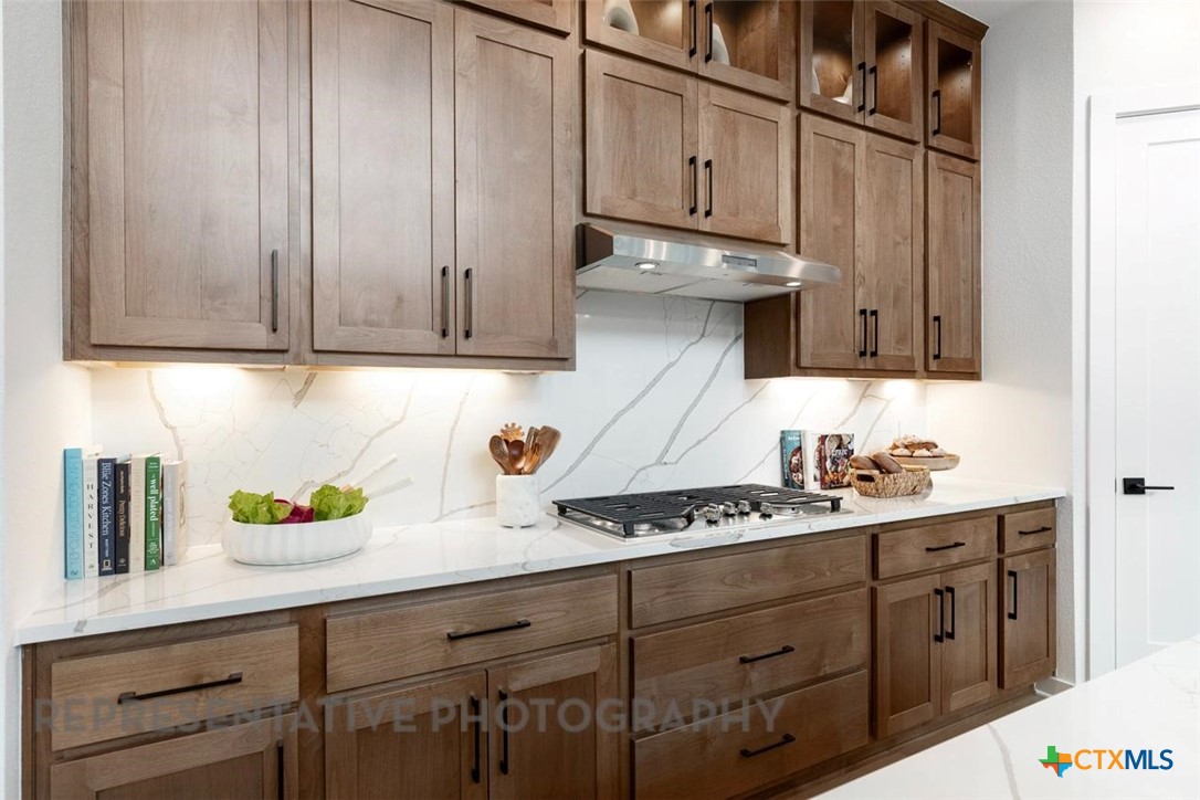 244 Basket Flower Loop