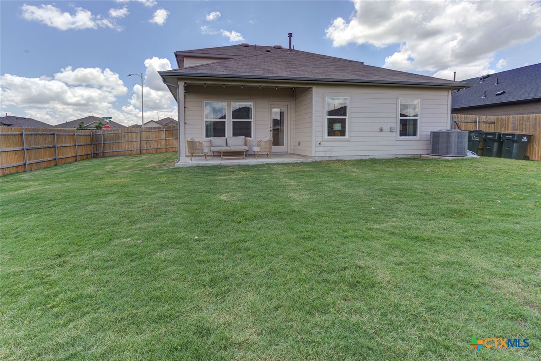 San Marcos, Texas 78666, United States, 4 Bedrooms Bedrooms, ,3 BathroomsBathrooms,Residential,Pending,53955