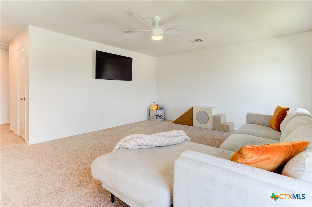 San Marcos, Texas 78666, United States, 4 Bedrooms Bedrooms, ,3 BathroomsBathrooms,Residential,Pending,53955