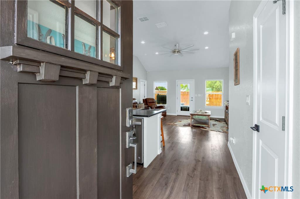 Photo of 145 Navarro Crossing, Seguin, TX 78155 (MLS # 578883)