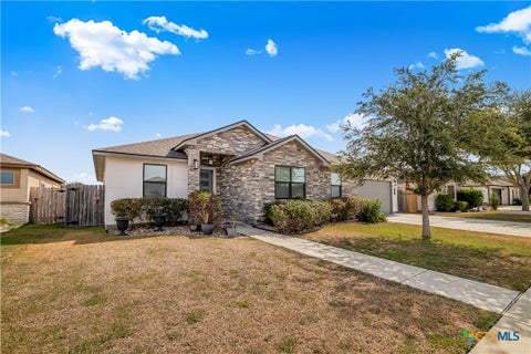 Photo of 106 Montalcino Court, Victoria, TX 77904 (MLS # 625018)