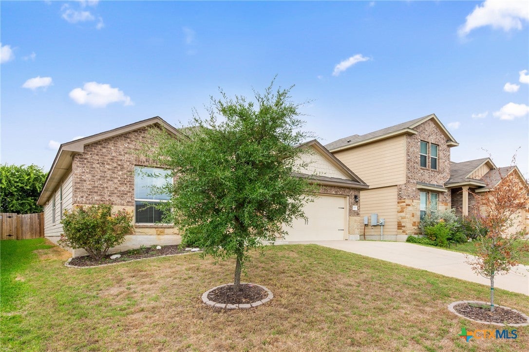 1005 Ibis Falls Loop