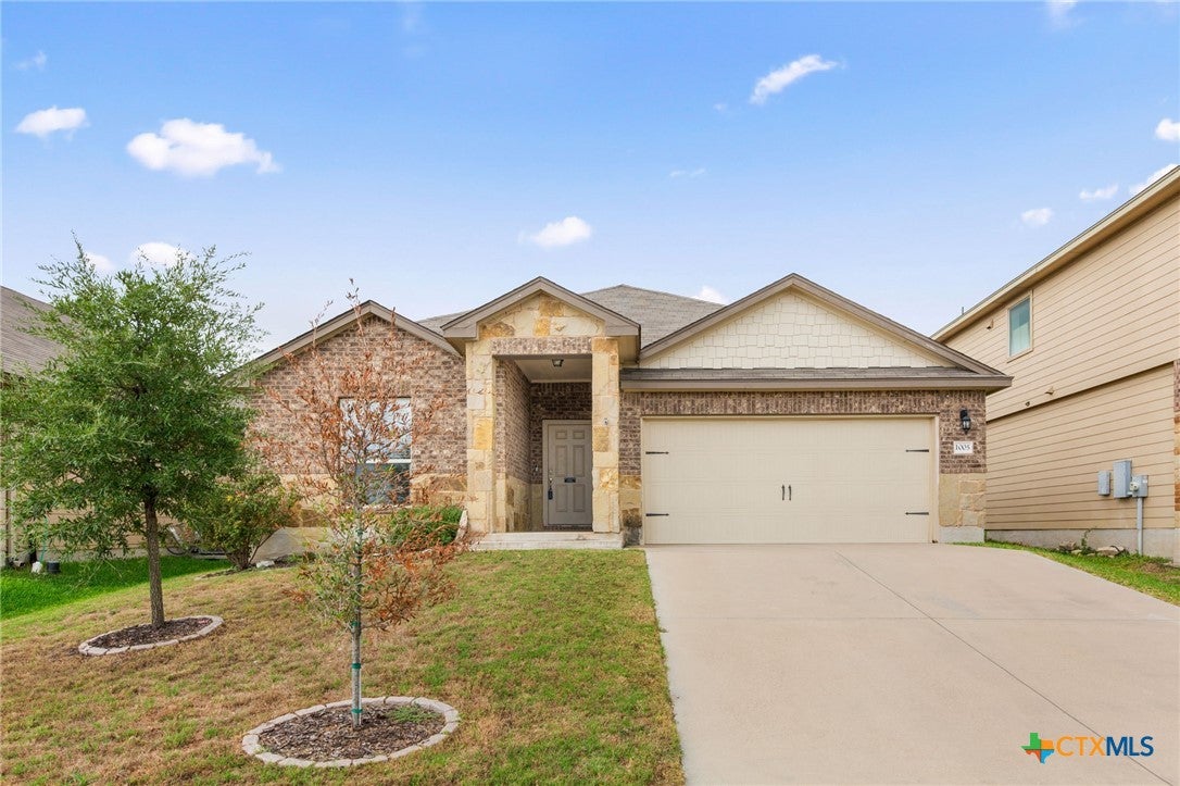 1005 Ibis Falls Loop