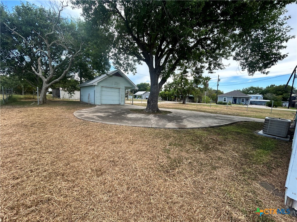 50 N Vivian Stevens Street