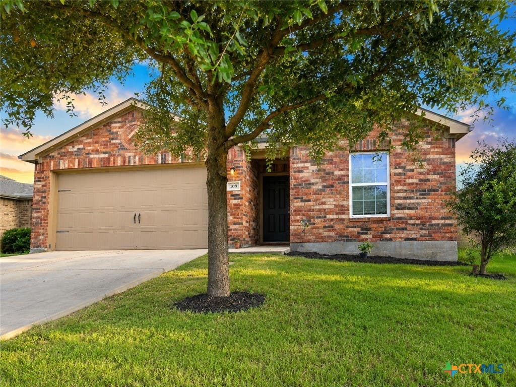 Photo of 109 Proclamation Avenue, Liberty Hill, TX 78642 (MLS # 616551)