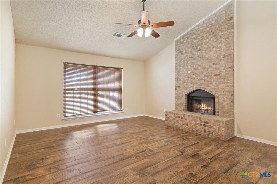 712 Brazos Drive