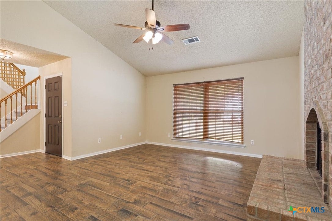 712 Brazos Drive