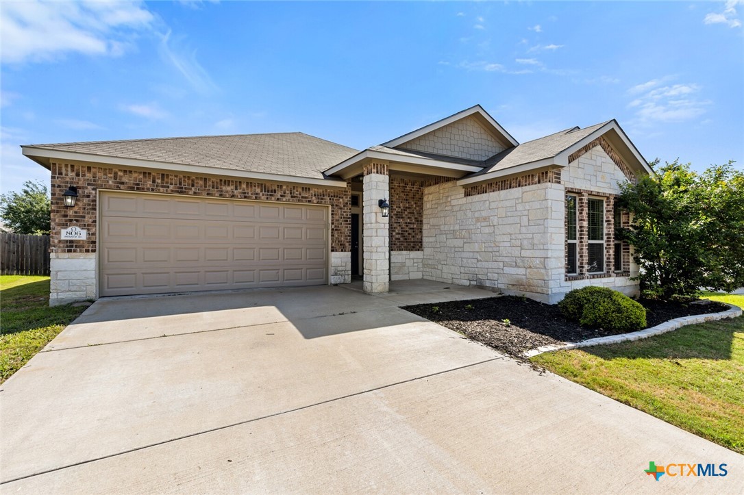 806 Dunford Drive