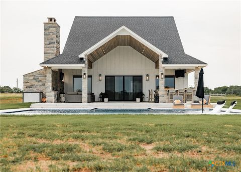 A home in Yoakum