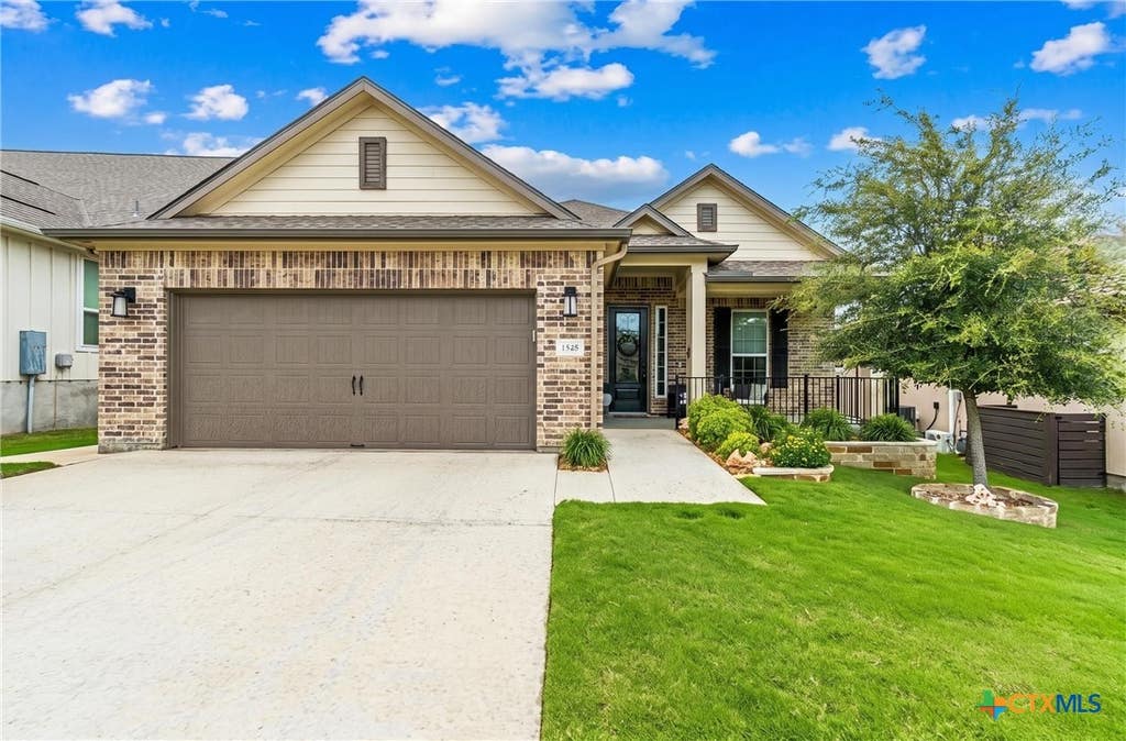Photo of 1348 Dancing Oak Lane, San Marcos, TX 78666 (MLS # 616374)