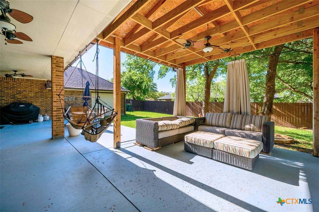 8022 Bella Charca Parkway