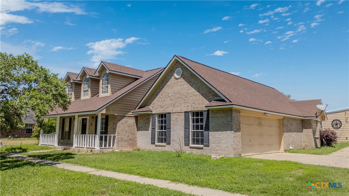 331 Lakeshore Drive