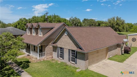 331 Lakeshore Drive Victoria TX 77905