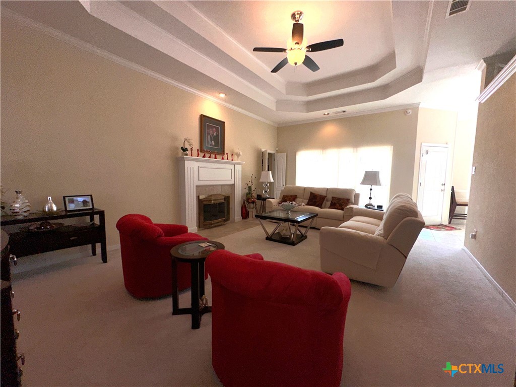 5012 Lakeshore Drive