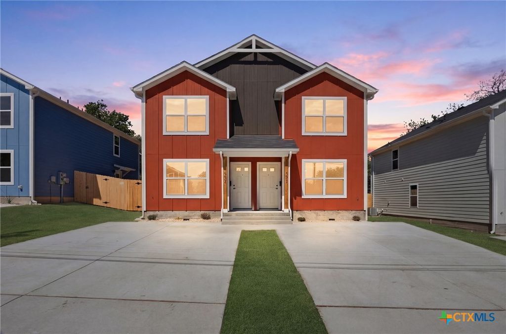 Photo of 708 S 28th Street #B, Temple, TX 76504 (MLS # 609813)