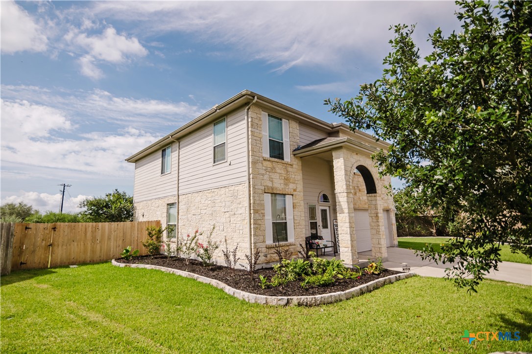 201 Boulder Ridge Drive