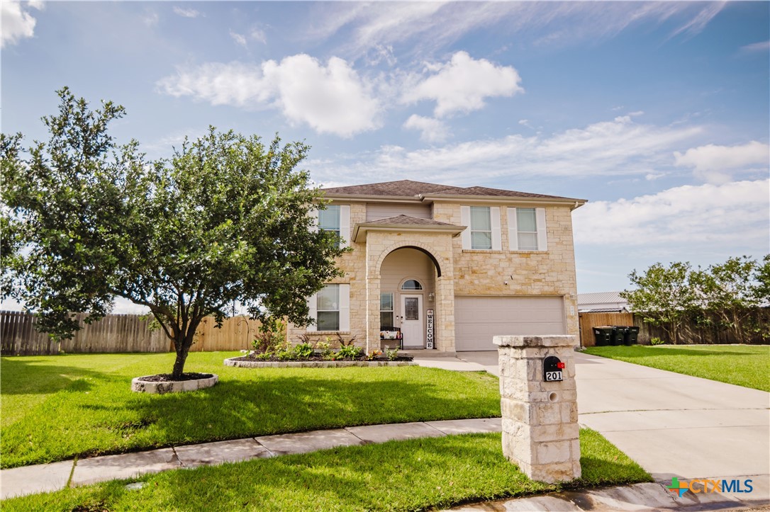 201 Boulder Ridge Drive